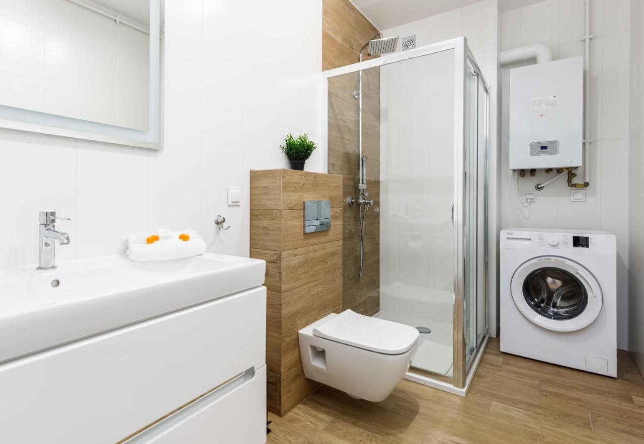 Apartment With Parking 500 M From The Sea By Noclegi Renters Międzywodzie Exteriör bild